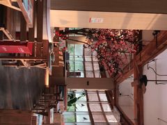 -蜜桃餐厅·伴山(湖滨商业街店)