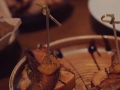 法式香煎鹅肝配焦糖苹果-造精酿餐厅