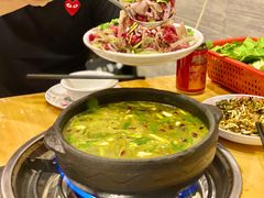 -榕江牛瘪牛肉火锅