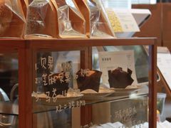 面包甜点陈列柜-MQ COFFEE STAND明谦(新洲店)