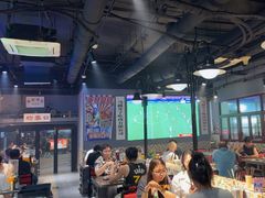 -马路牙子烧烤音乐酒馆(望京店)