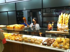 面包甜点陈列柜-幸福西饼面包茶饮(车公庙店)