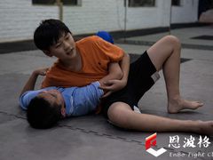 -成杰格斗·拳击·柔术·防身术(建设路店)
