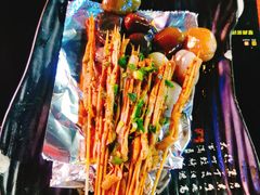 -何师烧烤·香辣蟹·川菜·30年老品牌(太古里旗舰店)