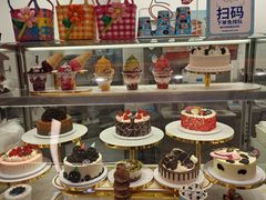 -DQ·蛋糕·冰淇淋(五棵松万达店)