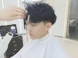 -In Style Hair Salon