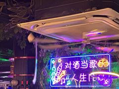 -路边边.炒菜烧烤.音乐餐厅(良乡长虹店)