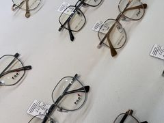 -罗伯特眼镜·蔡司官方授权(罗湖国贸店)