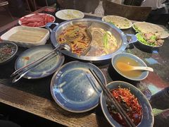 -三个四川人火锅(华联商厦店)