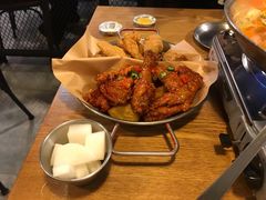 炸鸡翅一半一半-富乐满韩国正宗炸鸡韩国料理(虹泉路店)