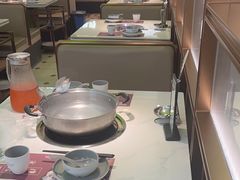 -洪氏嗨捞·广东猪肚鸡·椰子鸡火锅(西咸万象城店)