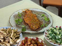 -天天向上素食餐厅(五台山店)