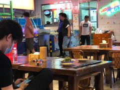 大堂-马路牙子地桌烤肉(工体店)