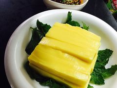 滇越乘象云南餐厅-滇越乘象云南餐厅(次渠店)