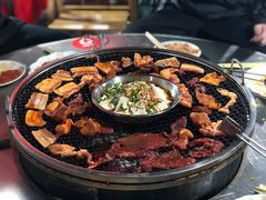 -小辣椒汤锅烧烤(温泉南街店)