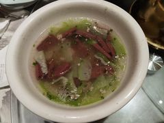 -绿草地·湘菜(酃湖师院店)