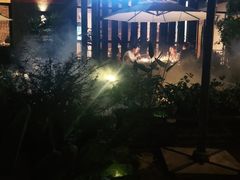 -墨居上隐·院子里火锅(峨眉店)
