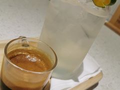 招牌椰青冷萃-Toris(LuOne凯德晶萃广场店)