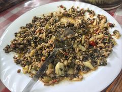 -绿草墩