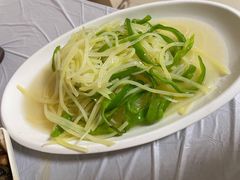 酸辣土豆丝-香满锅老北京羊蝎子火锅·家常菜(新街口店)