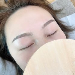 -轻妆Feel·半永久纹眉眼线