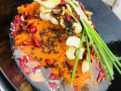 -周幺妹重庆老火锅(银泰城总店)