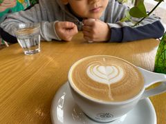 -ZING COFFEE 镜咖啡