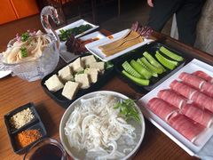 -佬土鹅肠火锅(解放路店)