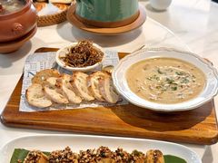 -怡得饭庄·30年老店·宋大妈昆明菜