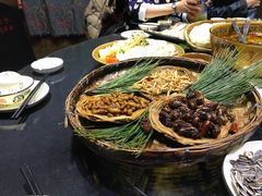 -昆虫窝子·特色云南菜(拓东路总店)