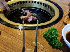 -炼火烤肉店
