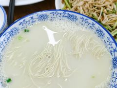 -雪琴面馆富安特色鱼汤面(城中花园店)