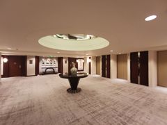 -上海波特曼丽思卡尔顿酒店