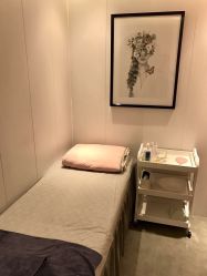 -LESSMORE科技头皮理容中心