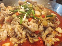 -昱龙大盆牛蛙馆(三兴街总店)