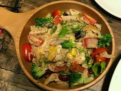 -HIGH FIVE哈福手工汉堡(桂林路店)