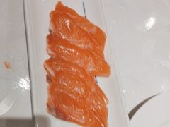 三文鱼刺身-四海一家自助餐(益田假日广场店)