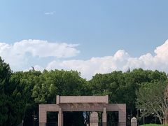 -上海市龙华烈士陵园