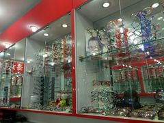 -朱师傅眼镜·蔡司·依视路·尼康(市先进店)