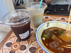-CowCow其其·牛杂咖啡公司(六运店)