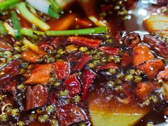 -乡土特色.冷锅鱼.牦牛肉汤锅