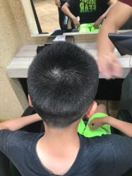 点击看大图 儿童理发-A HAIR SALON