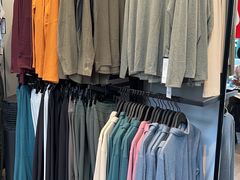 -lululemon(比斯特购物村店)