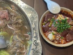 -谢老五跷脚牛肉·非遗传承店