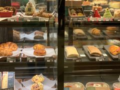 面包甜点陈列柜-星巴克臻选(北京银泰店)
