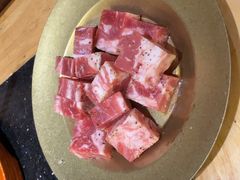 -韩烧牛中牛·甄选黑牛烤肉(黑金店)