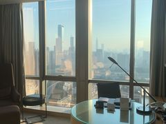 -深圳温德姆至尊酒店·大堂吧·户外花园