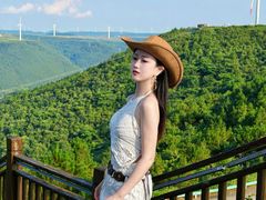 -龙里油画大草原旅游区