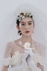 -雪中彩影婚纱摄影·微光艺术中心
