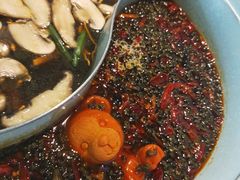 鸳鸯锅-青瓷火锅料理(西单大悦城店)